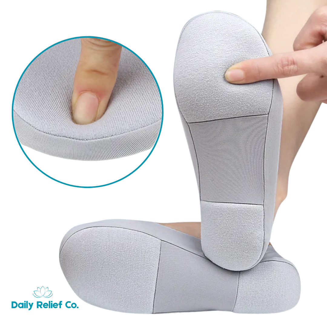 Cushioned no-show socks